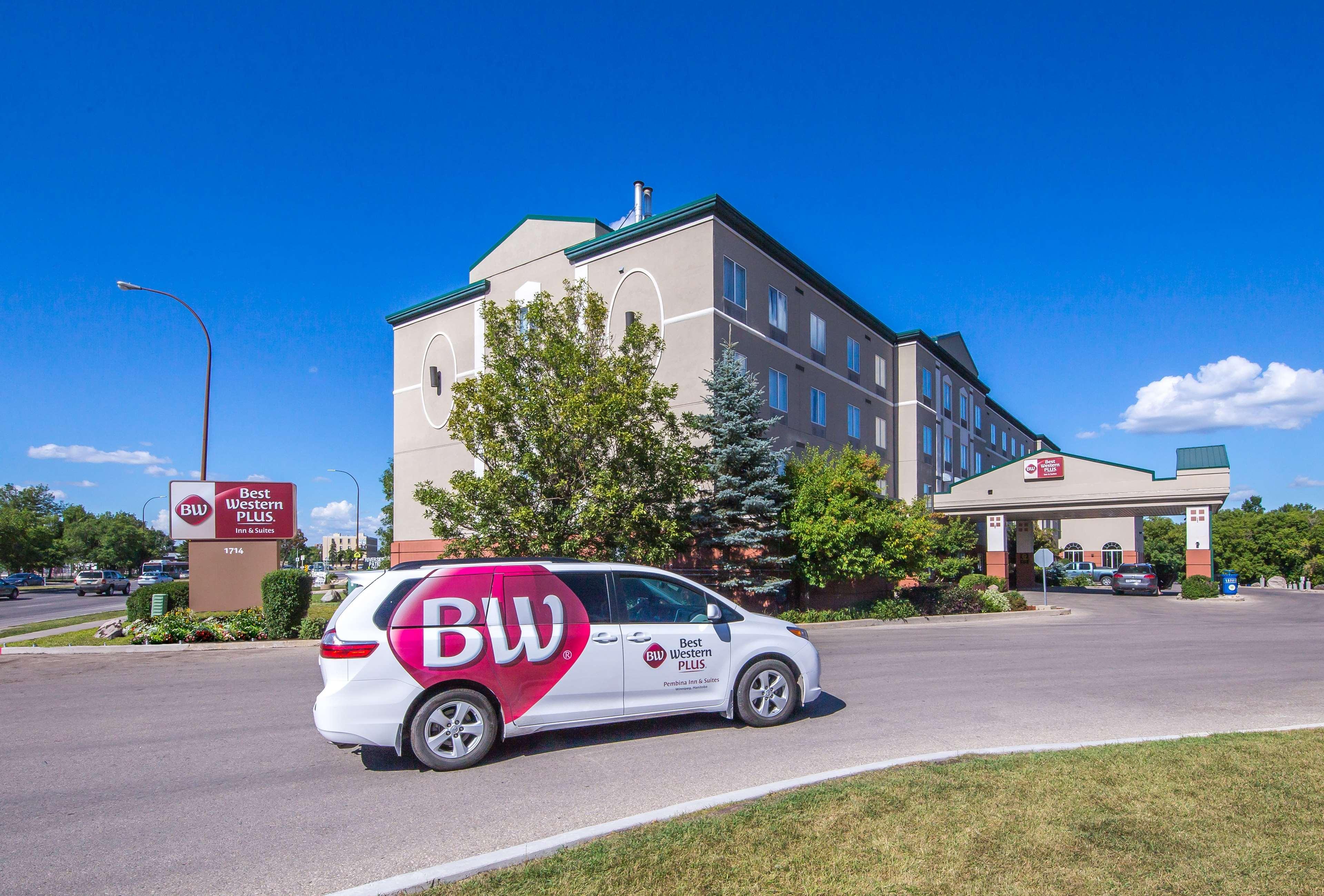 Best Western Plus Pembina Inn & Suites Уинипег Екстериор снимка