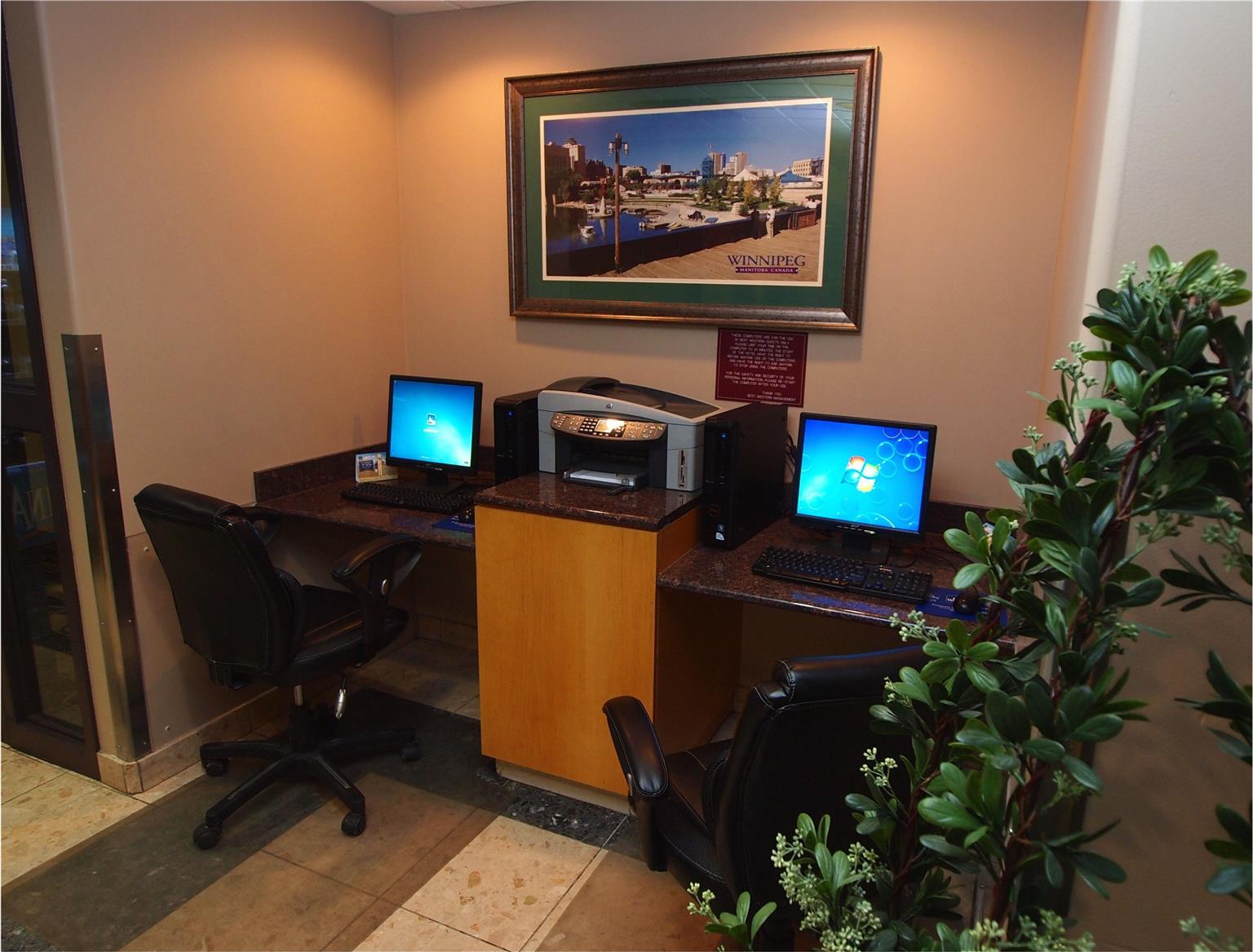 Best Western Plus Pembina Inn & Suites Уинипег Екстериор снимка