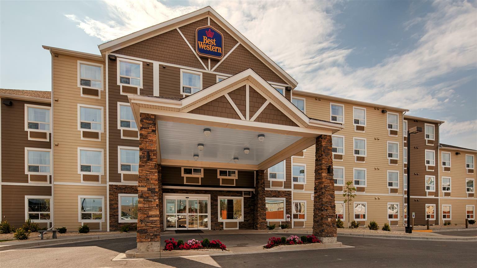 Best Western Plus Pembina Inn & Suites Уинипег Екстериор снимка